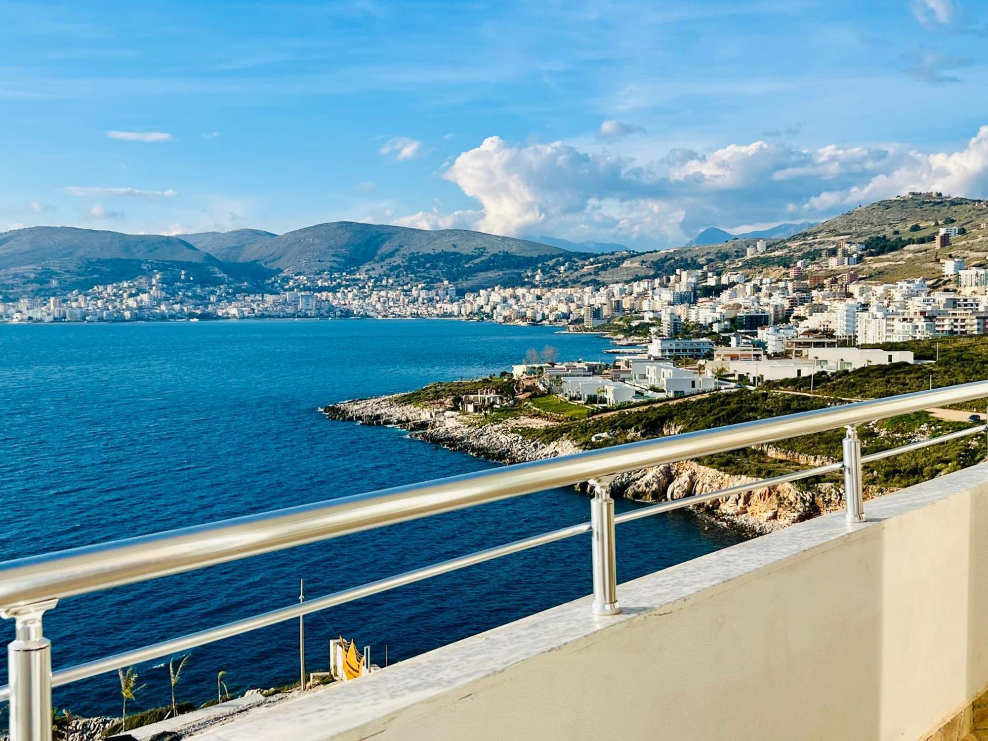 Redi'S Seaview Apartments Sarandë Exterior foto