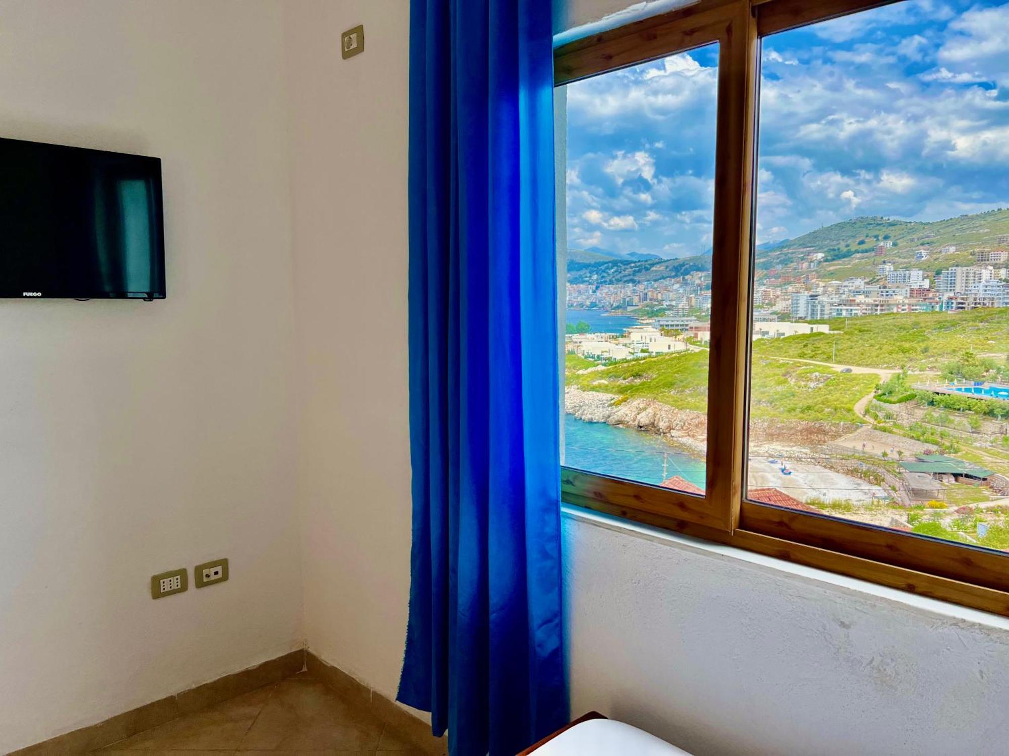 Redi'S Seaview Apartments Sarandë Exterior foto